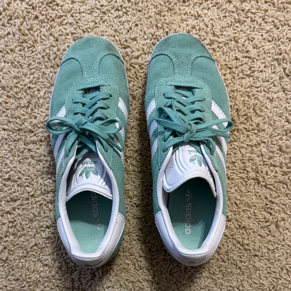 Adidas Women's light green and white gazelle Sneakers